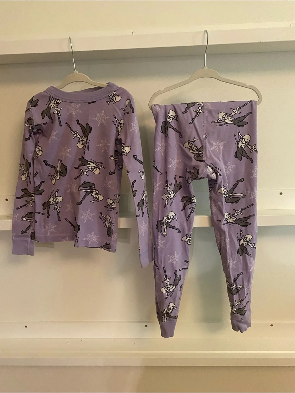 Hanna Andersson Lavender ghost spider Print Pajama Set - Long Sleeve Top & Pants